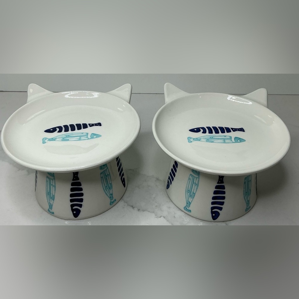 2 Signature Elevated Bowl Cat Food Blue & Aqua Ceramic Fish Design New